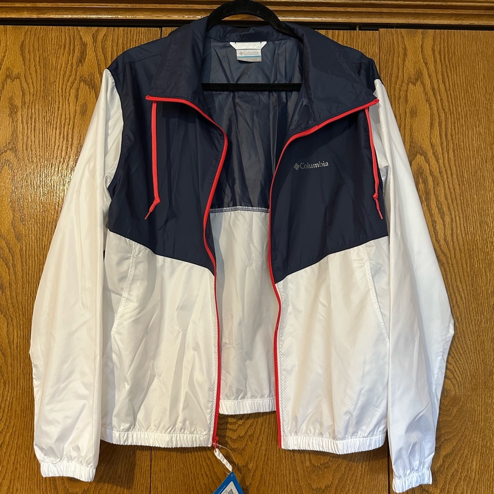 NWT Columbia Women's Navy and White Jacket